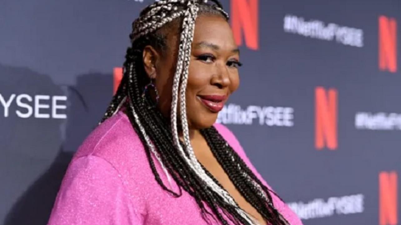 Awesome Kong On If She Can Balance GLOW & AEW: "I'm Going To Try"