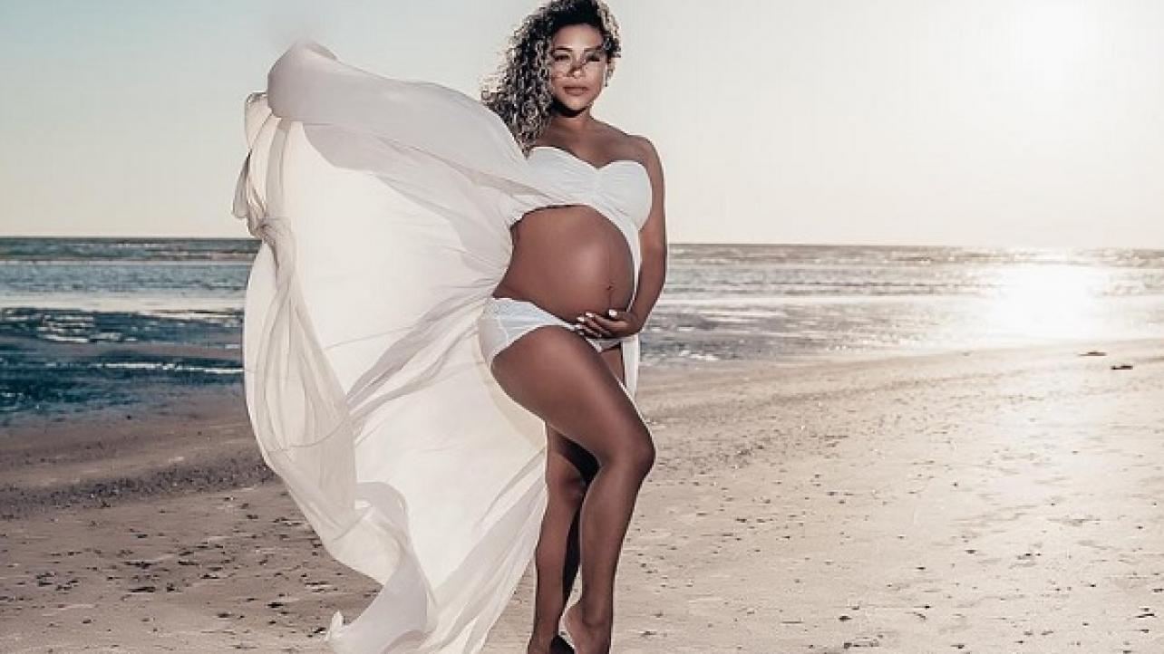 WWE Ring Announcer JoJo Offerman Announces She Is Pregnant (Photos)