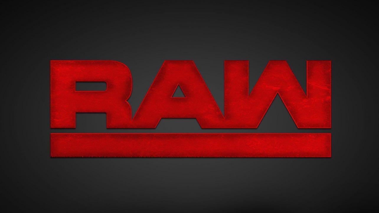Gauntlet Match Set For RAW