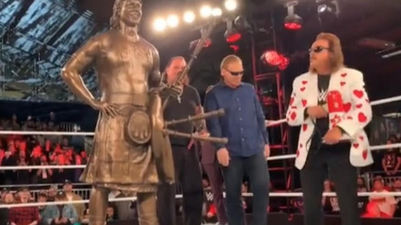 Roddy Piper Statue Unveiled At WrestleMania Axxess