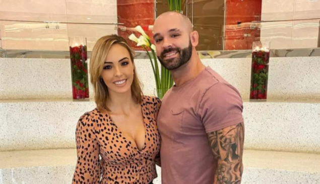 Former WWE Superstars & Real Life Couple Announce They Are Expecting a Baby